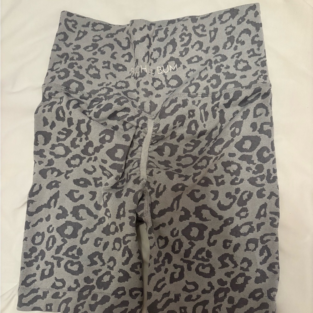 SHORTS BUNDLE - Picture 4 of 7